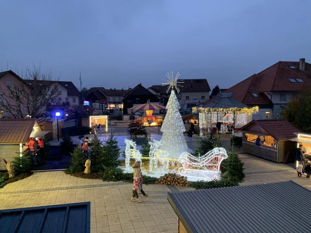 Illuminations du marché de Noël de Valdahon (25)